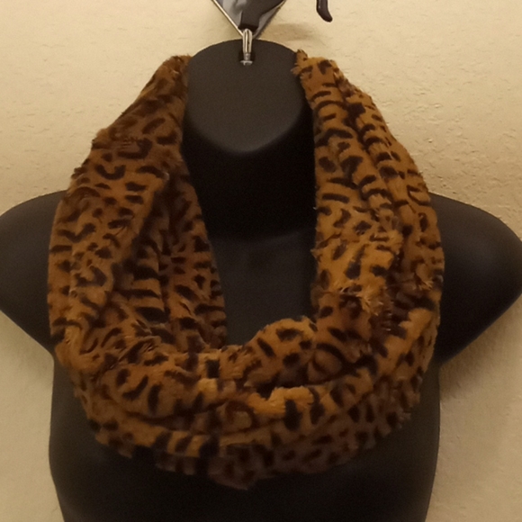 Leopard Minky Infinity Scarf - Picture 5 of 15